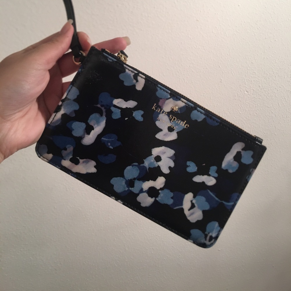 Kate Spade Wristlet/ wallet